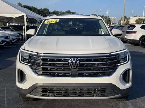 Certified 2026 Volkswagen Atlas SE w/ Panoramic Sunroof Package FWD image 2