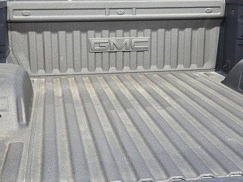 Used 2025 GMC Sierra 1500 Denali w/ Technology Package image 8