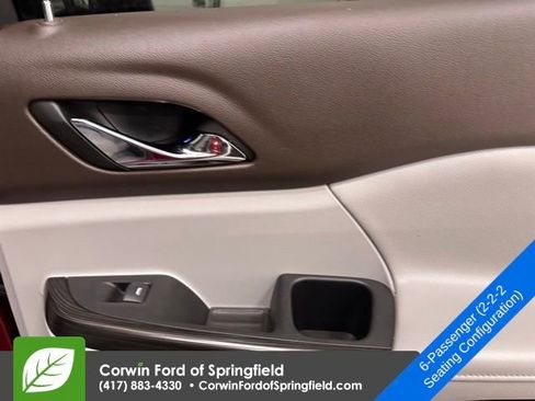 Used 2019 GMC Acadia SLT image 14