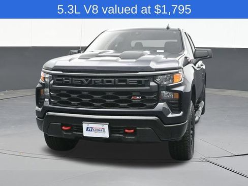 Used 2023 Chevrolet Silverado 1500 Custom Trail Boss AWD/4WD image 2