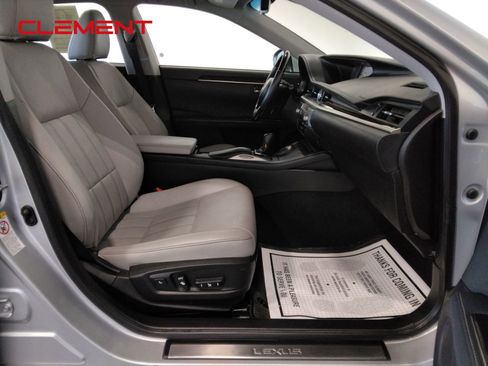 Used 2017 Lexus ES 350 image 42
