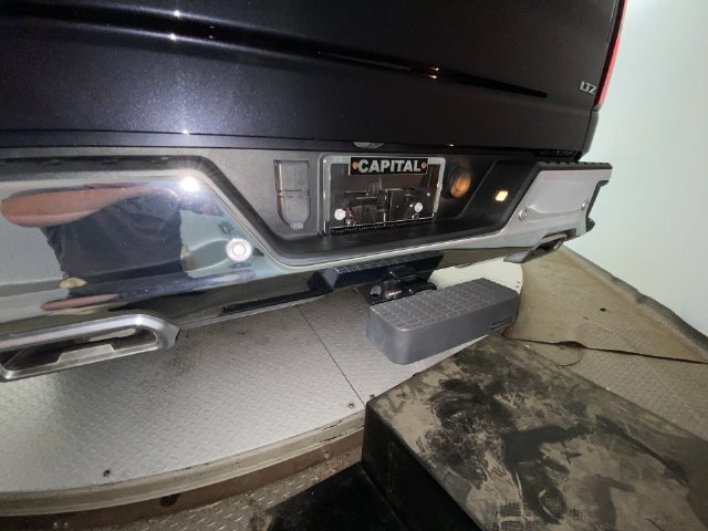 Used 2024 Chevrolet Silverado 1500 LTZ AWD/4WD image 28