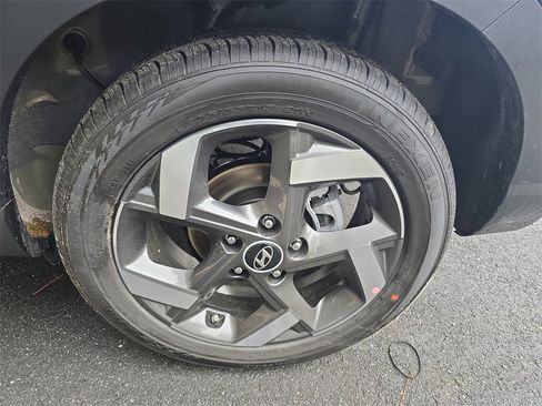 New 2026 Hyundai Venue SEL image 32