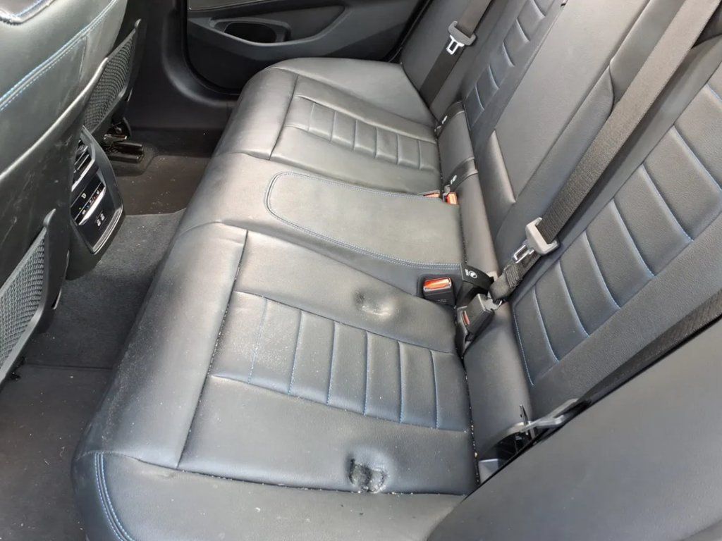 Used 2023 BMW M340i xDrive w/ Premium Package AWD/4WD image 6