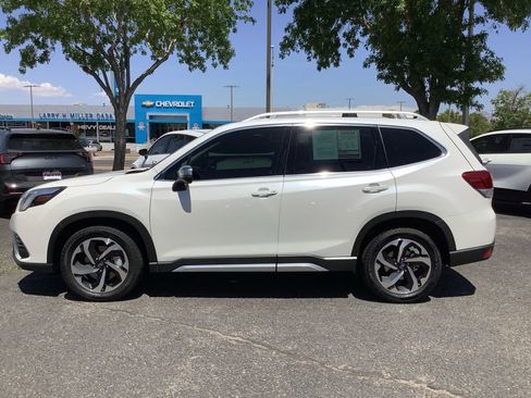 Used 2023 Subaru Forester Touring AWD/4WD image 28