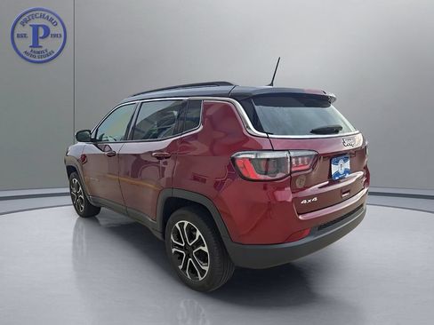 Used 2022 Jeep Compass Limited AWD/4WD image 5
