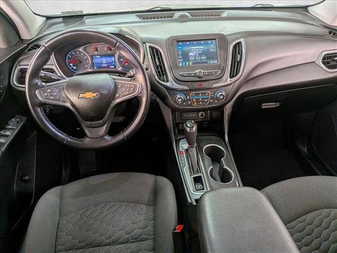 Used 2019 Chevrolet Equinox LT FWD image 23