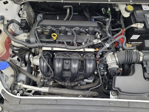 Used 2020 Ford Fusion SE image 30