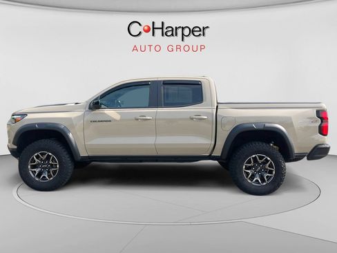 Used 2023 Chevrolet Colorado ZR2 w/ Technology Package AWD/4WD image 6