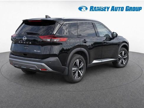 Certified 2023 Nissan Rogue SL w/ SL Premium Package AWD/4WD image 3