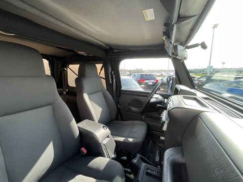 Used 2006 Jeep Wrangler Unlimited image 15