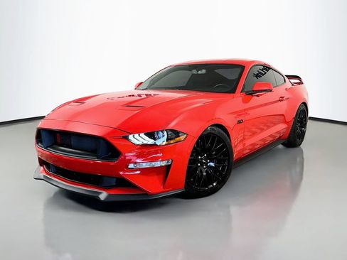 Used 2019 Ford Mustang GT Premium w/ GT Performance Package RWD image 3