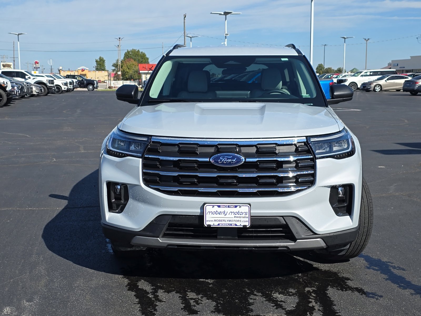 Used 2025 Ford Explorer Active w/ Active Comfort Package AWD/4WD image 56