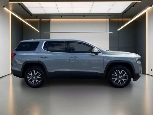 Certified 2023 GMC Acadia SLE FWD image 7