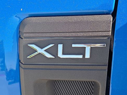 Used 2022 Ford Maverick XLT w/ Equipment Group 300A Standard AWD/4WD image 9