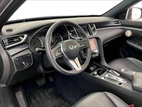 Used 2023 INFINITI QX50 Sport FWD image 16