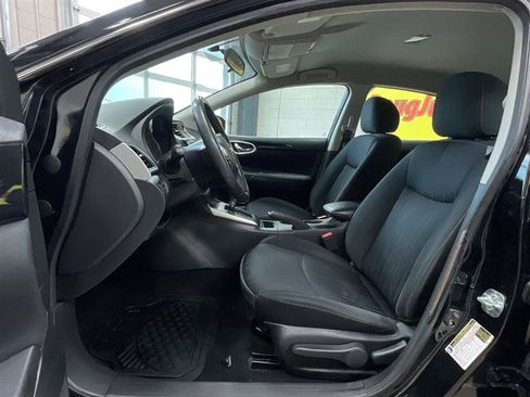 Used 2019 Nissan Sentra SV FWD image 11