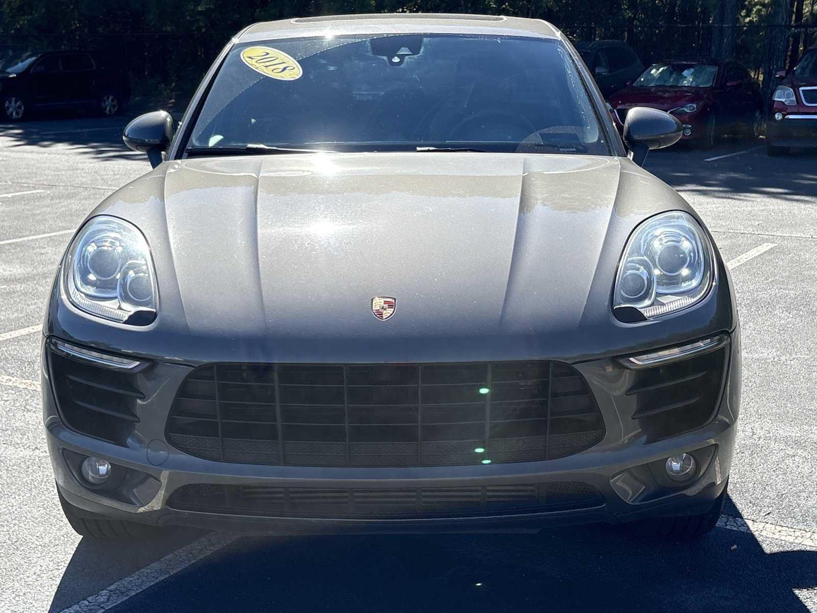Used 2018 Porsche Macan AWD/4WD image 29