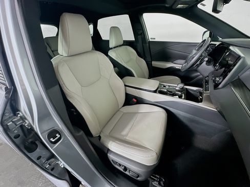Used 2023 Lexus RX 350 Premium w/ Accessory Package (Z1) AWD/4WD image 31