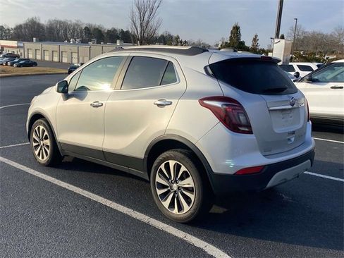 Used 2022 Buick Encore Preferred image 5