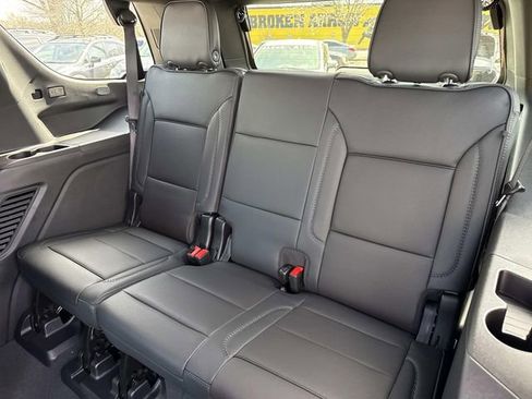 New 2026 GMC Yukon Denali w/ Denali Reserve Package image 17