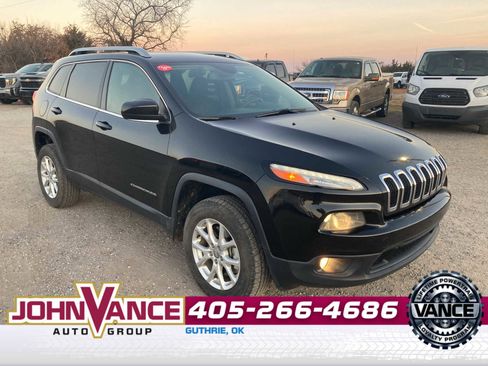 Used 2014 Jeep Cherokee Latitude image 9