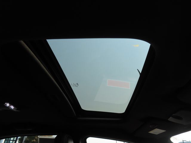 Used 2011 Chrysler 200 Limited FWD image 38
