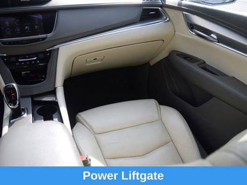 Used 2017 Cadillac XT5 Luxury w/ Driver Awareness Package FWD image 13