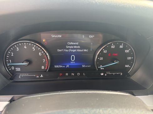 Used 2023 Ford Explorer XLT RWD image 21