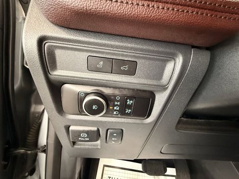 Used 2024 Ford Expedition Max Limited image 36