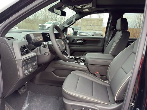 New 2026 Chevrolet Tahoe Premier w/ Sun And Tow Package AWD/4WD image 15