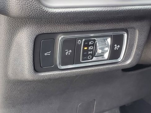 Certified 2024 Lincoln Corsair AWD w/ Equipment Group 101A image 11