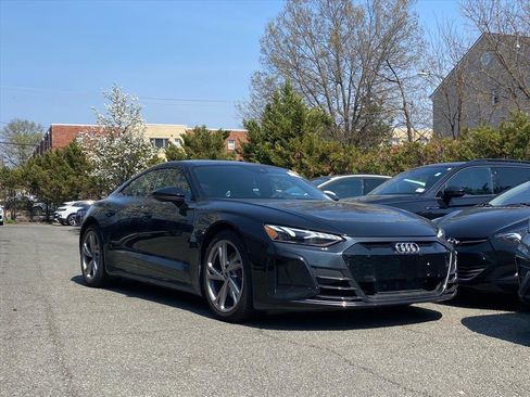 Used 2023 Audi e-tron GT Premium Plus image 1