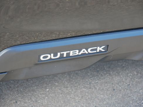 Used 2023 Subaru Outback Limited AWD/4WD image 3
