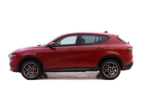 New 2025 Alfa Romeo Tonale w/ Premium Package AWD/4WD image 3