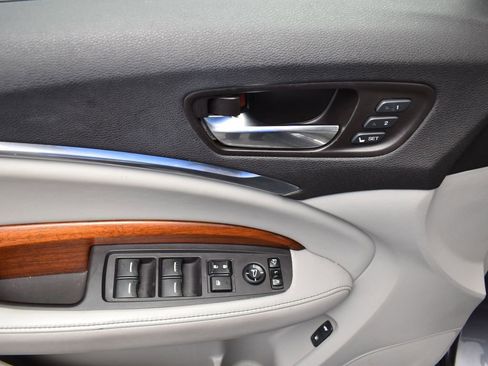 Used 2017 Acura MDX SH-AWD w/ Advance Package image 11