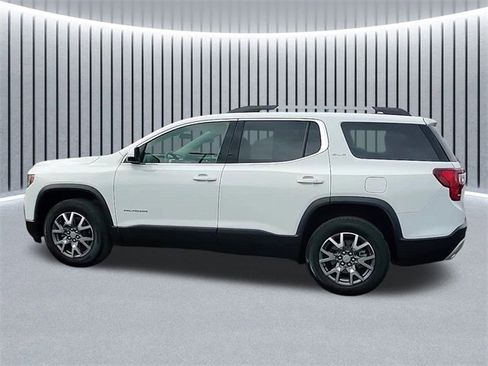 Certified 2023 GMC Acadia SLE w/ Driver Convenience Package image 7