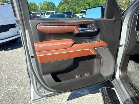 Used 2023 GMC Sierra 1500 Denali Ultimate AWD/4WD image 14