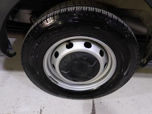 Used 2016 Ford Transit 350 XL image 39