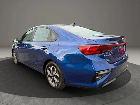 Used 2019 Kia Forte LXS FWD image 7