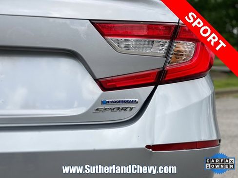 Used 2022 Honda Accord Sport image 12