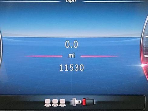 Used 2024 Mercedes-Benz GLC 43 AMG GLC 43 AMG image 8