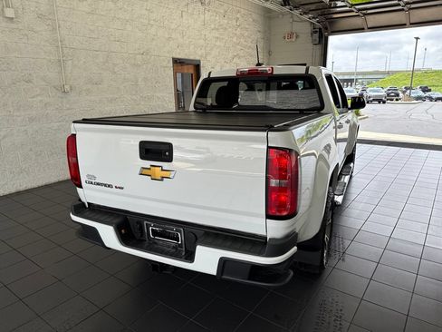 Used 2017 Chevrolet Colorado Z71 AWD/4WD image 7