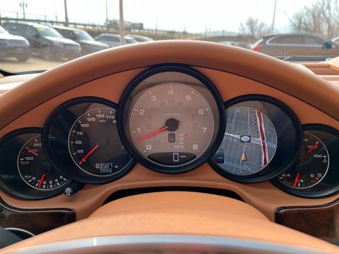 Used 2012 Porsche Panamera 4S image 11
