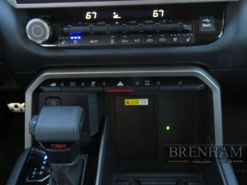 Used 2022 Toyota Tundra Limited image 24