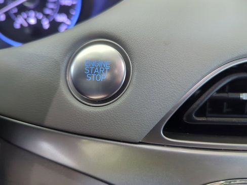 Used 2020 Hyundai Palisade SEL w/ Premium Package image 17