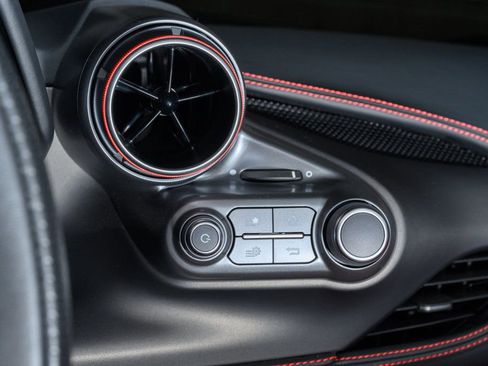 Used 2023 Ferrari F8 Tributo RWD image 15