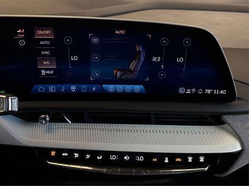 New 2026 Cadillac Optiq Luxury 1 image 26