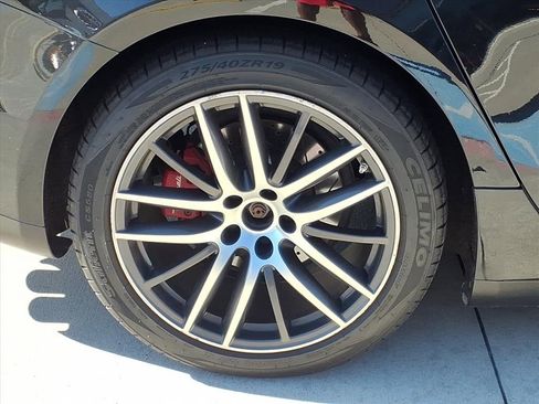 Used 2016 Maserati Ghibli image 6