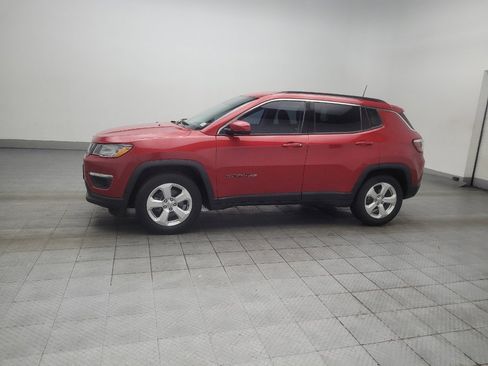 Used 2019 Jeep Compass Latitude FWD image 2